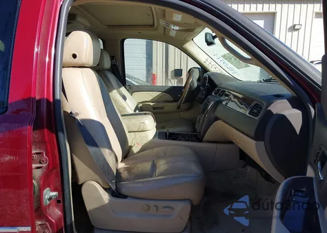 2007 GMC Yukon Xl 1500 Denali z USA, uszkodzony, nr VIN 1GKFK66857J314322